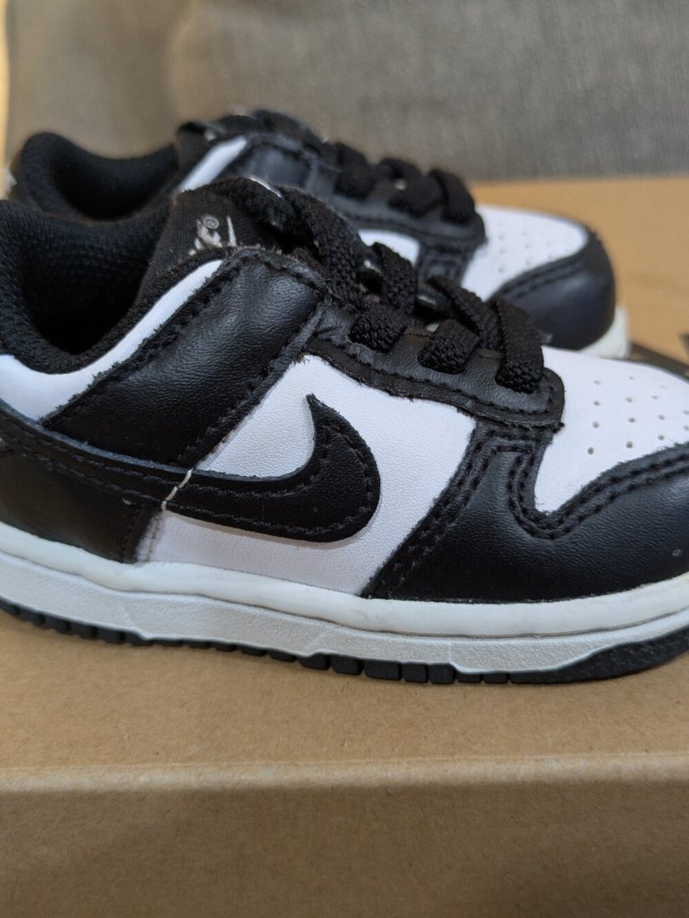 Nike Kids Black and White Swoosh Low-Top Sneakers